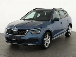 Titan blau metallic Gebraucht 2020 Skoda Kamiq Style SUV | 22.495 € (Guter Preis)