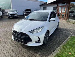 089 platinumweiß perleffekt Neu 2024 Toyota Yaris Hybrid Style Kleinwagen | 28.290 € (Fairer Preis)