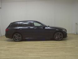Schwarz Gebraucht 2021 Mercedes C300e AMG line Kombi | 25.466 € (Fairer Preis)
