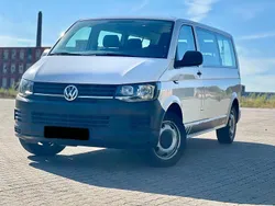 Weiß Gebraucht 2016 VW T6 Van | 13.699 €