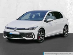 Pure white uni schwarz uni (dachfarbe) Gebraucht 2024 VW Golf VIII GTE Limousine | 37.950 € (Superpreis)