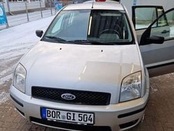 Grau Gebraucht 2006 Ford Fusion Limousine | 3.250 € (Fairer Preis)