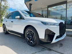 Weiß Gebraucht 2023 BMW iX SUV | 83.200 €