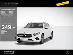 Weiß unilack polarweiß Gebraucht 2023 Mercedes A180 Limousine | 25.990 € (Fairer Preis)