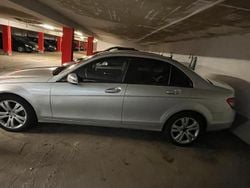 Grau Gebraucht 2009 Mercedes 220 Limousine | 5.899 €