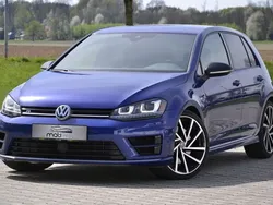 Lapiz blue metallic Gebraucht 2017 VW Golf VII R Limousine | 23.490 € (Superpreis)