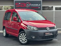 Rot Gebraucht 2013 VW Caddy Trendline Van / Kleinbus | 6.800 € (Guter Preis)