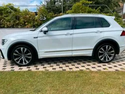 Weiß Gebraucht 2016 VW Tiguan R-line SUV | 18.800 € (Guter Preis)