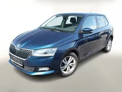 Blau Gebraucht 2021 Skoda Fabia Style Kleinwagen | 18.388 € (Fairer Preis)
