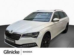 Weiß Gebraucht 2024 Skoda Superb Style Kombi | 36.990 € (Fairer Preis)