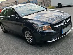 Schwarz Gebraucht 2016 Mercedes CLA200 Shooting Brake Kombi | 12.500 € (Fairer Preis)