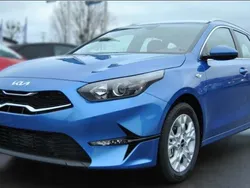 Blau Neu 2024 Kia Ceed Sportswagon 2 Kombi | 23.296 € (Superpreis)