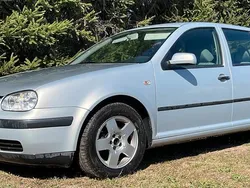 Silber Gebraucht 1998 VW Golf IV Kleinwagen | 1.999 € (Teuer)
