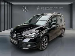 Schwarz Gebraucht 2024 Mercedes T180 Progressive Van / Kleinbus | 31.900 € (Etwas zu teuer)
