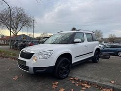 Weiß Gebraucht 2013 Skoda Yeti Plus Edition SUV | 4.290 € (Fairer Preis)