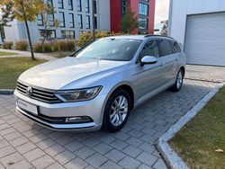 Silber Gebraucht 2016 VW Passat Comfortline Kombi | 9.900 € (Fairer Preis)