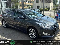 Grau Gebraucht 2013 Hyundai i40 Kombi | 5.799 € (Guter Preis)