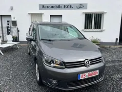 Grau Gebraucht 2012 VW Touran Highline Van / Kleinbus | 6.900 € (Guter Preis)
