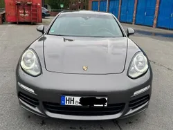 Grau Gebraucht 2015 Porsche Panamera Edition Limousine | 30.000 € (Fairer Preis)