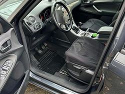 Grau Gebraucht 2008 Ford S-MAX S Van / Kleinbus | 4.200 € (Fairer Preis)