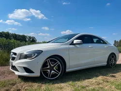 Weiß Gebraucht 2014 Mercedes CLA250 Limousine | 16.999 € (Fairer Preis)