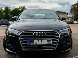 Schwarz Gebraucht 2020 Audi A3 Sportback e-tron Limousine | 19.800 € (Guter Preis)