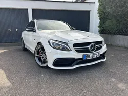 Weiß Gebraucht 2015 Mercedes C63S AMG AMG Kombi | 33.700 €