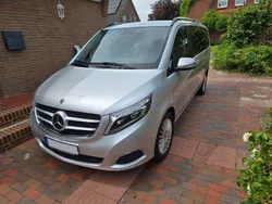 Silber Gebraucht 2019 Mercedes V220 Van / Kleinbus | 39.000 € (Guter Preis)