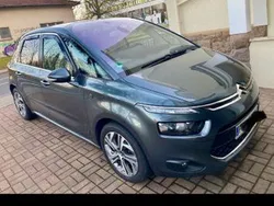 Grau Gebraucht 2016 Citroën C4 Picasso SELECTION Van / Kleinbus | 10.800 € (Fairer Preis)