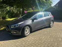 Grau Gebraucht 2014 Kia Ceed DREAM-TEAM Edition Kleinwagen | 7.250 € (Etwas zu teuer)