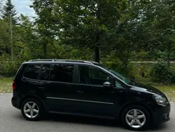 Schwarz Gebraucht 2014 VW Touran Van / Kleinbus | 9.000 € (Superpreis)