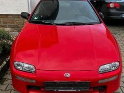 Rot Gebraucht 1995 Mazda 323 Limousine | 1.500 €