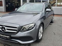 Grau Gebraucht 2018 Mercedes E220 Kombi | 21.990 € (Guter Preis)