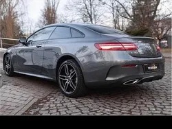Grau Gebraucht 2017 Mercedes 200 Coupé | 36.000 €