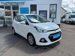 Weiß Gebraucht 2015 Hyundai i10 Trend Kleinwagen | 4.990 € (Fairer Preis)