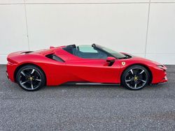 Rot Gebraucht 2025 Ferrari SF90 Cabrio | 479.999 €