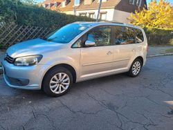 Silber Gebraucht 2010 VW Touran Highline Van / Kleinbus | 6.000 € (Fairer Preis)