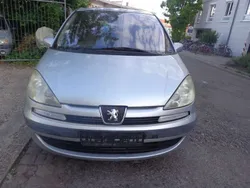 Grau Gebraucht 2003 Peugeot 807 Platinum Van / Kleinbus | 1.199 € (Superpreis)