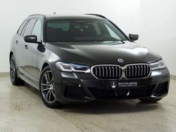 Grau Gebraucht 2023 BMW 530 M Sport Kombi | 37.700 € (Guter Preis)