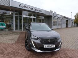 Platinum grau metallic Gebraucht 2022 Peugeot 2008 Allure SUV | 19.590 € (Guter Preis)