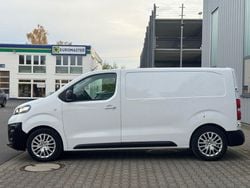 Weiß Gebraucht 2021 Opel Vivaro Edition Van | 18.880 € (Superpreis)