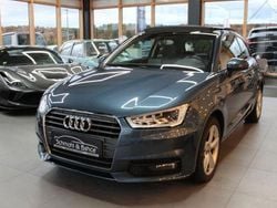 Blau Gebraucht 2015 Audi A1 Design Kleinwagen | 12.490 € (Etwas zu teuer)