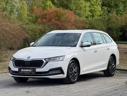Weiß Gebraucht 2022 Skoda Octavia Style Limousine | 16.899 € (Fairer Preis)