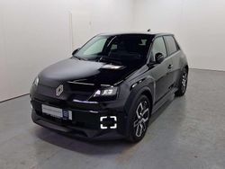 Black pearl schwarz Gebraucht 2025 Renault R5 Komfort Kleinwagen | 33.490 €