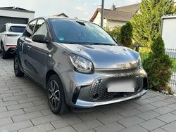 Grau Gebraucht 2020 Smart ForFour Electric Drive Passion Kleinwagen | 9.900 € (Etwas zu teuer)