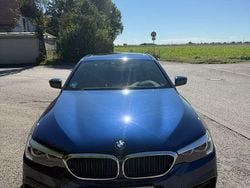 Blau Gebraucht 2017 BMW 530 Performance Limousine | 27.400 € (Etwas zu teuer)