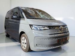 Grau Gebraucht 2023 VW Multivan Van | 38.999 € (Superpreis)