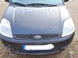 Schwarz Gebraucht 2002 Ford Fiesta Kleinwagen | 1.250 € (Guter Preis)