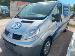 Grau star (metallic) Gebraucht 2014 Renault Trafic Van | 7.913 € (Guter Preis)