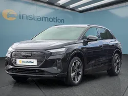 Schwarz Gebraucht 2022 Audi Q4 e-tron S-Line SUV | 28.299 € (Fairer Preis)